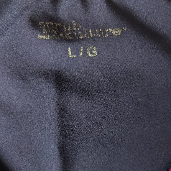 Women's Scrub Top - Picture 2 of 2